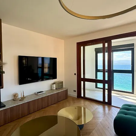 Hyper Centre, Front De * Ajaccio (Corsica)